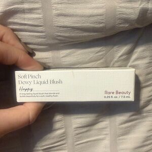 NWT Rare Beauty Soft Pinch Liquid Blush in Happy